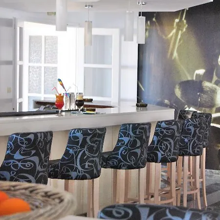 Hotel Semiramis Village 4*