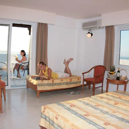 Semiramis Village Отель Херсониссос