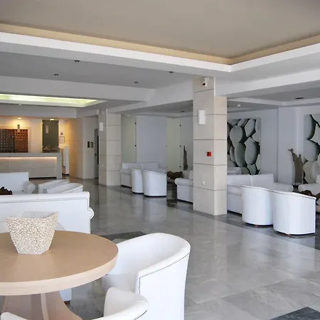 Semiramis Village Отель Херсониссос