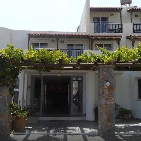 Semiramis Village Отель 4*