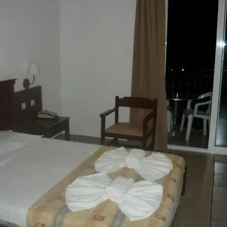 Semiramis Village Отель Херсониссос